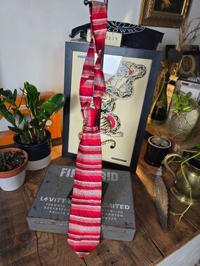 Red Striped Silk Tie - Classic Men's Accessory